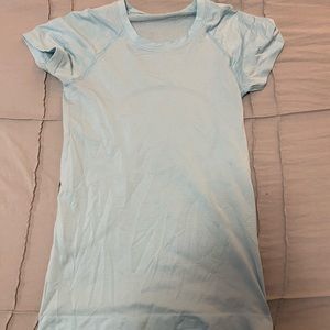 Lululemon sky blue swiftly.